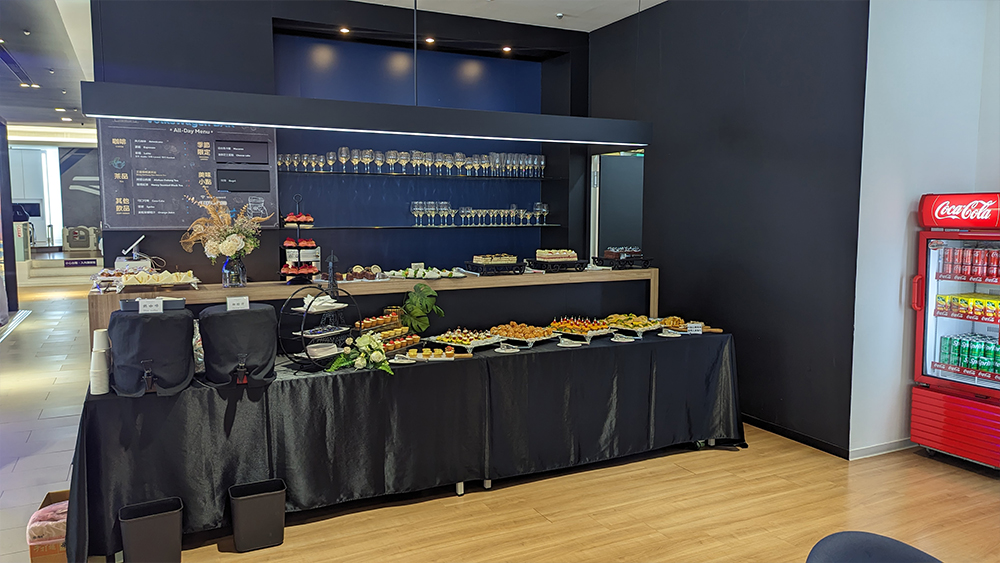 德國福斯旗艦店萬聖節活動