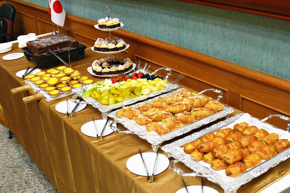 康軒文教集團舉辦餐會選用餐會點心